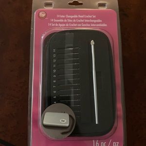 14 Inter Changeable Head Crochet Set: Brand New